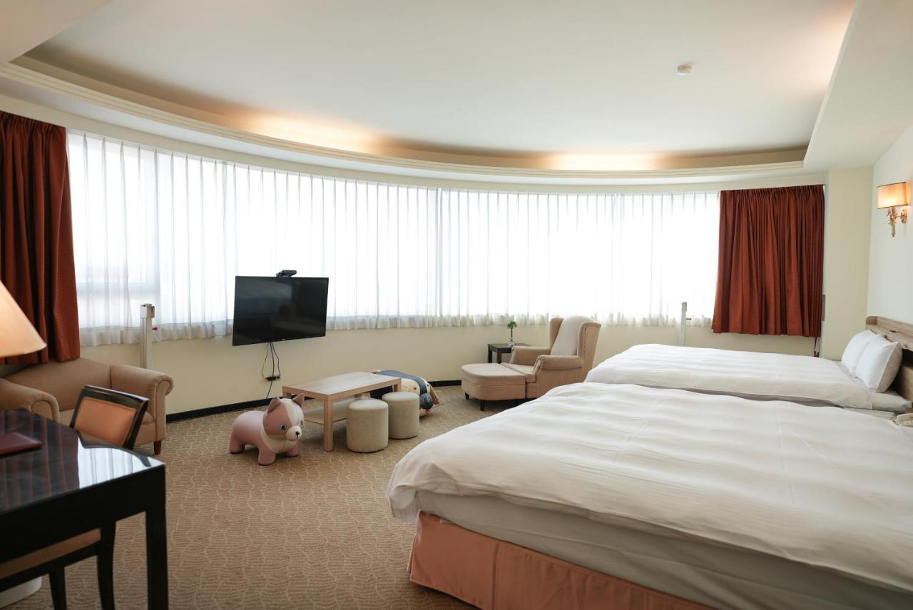 Herkang Hotel Taizhong Zewnętrze zdjęcie