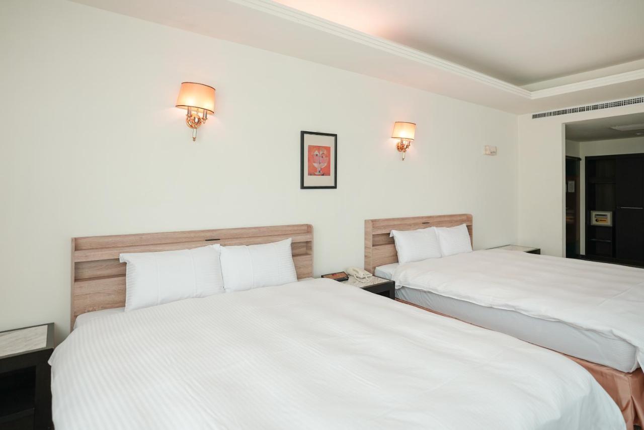 Herkang Hotel Taizhong Zewnętrze zdjęcie