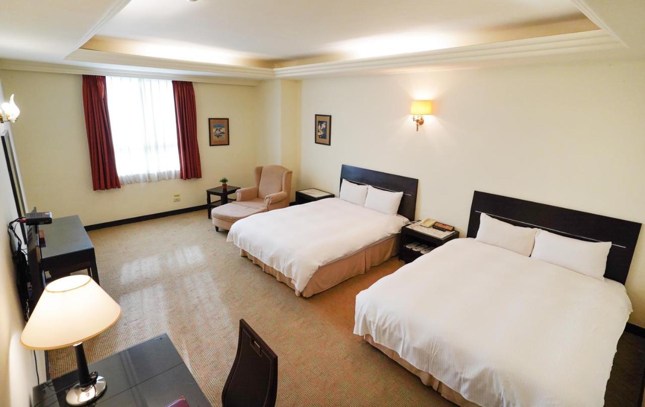 Herkang Hotel Taizhong Zewnętrze zdjęcie