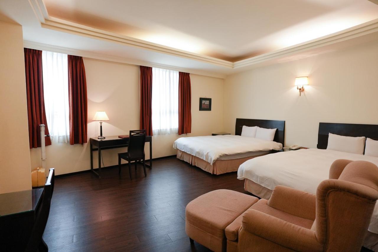 Herkang Hotel Taizhong Zewnętrze zdjęcie